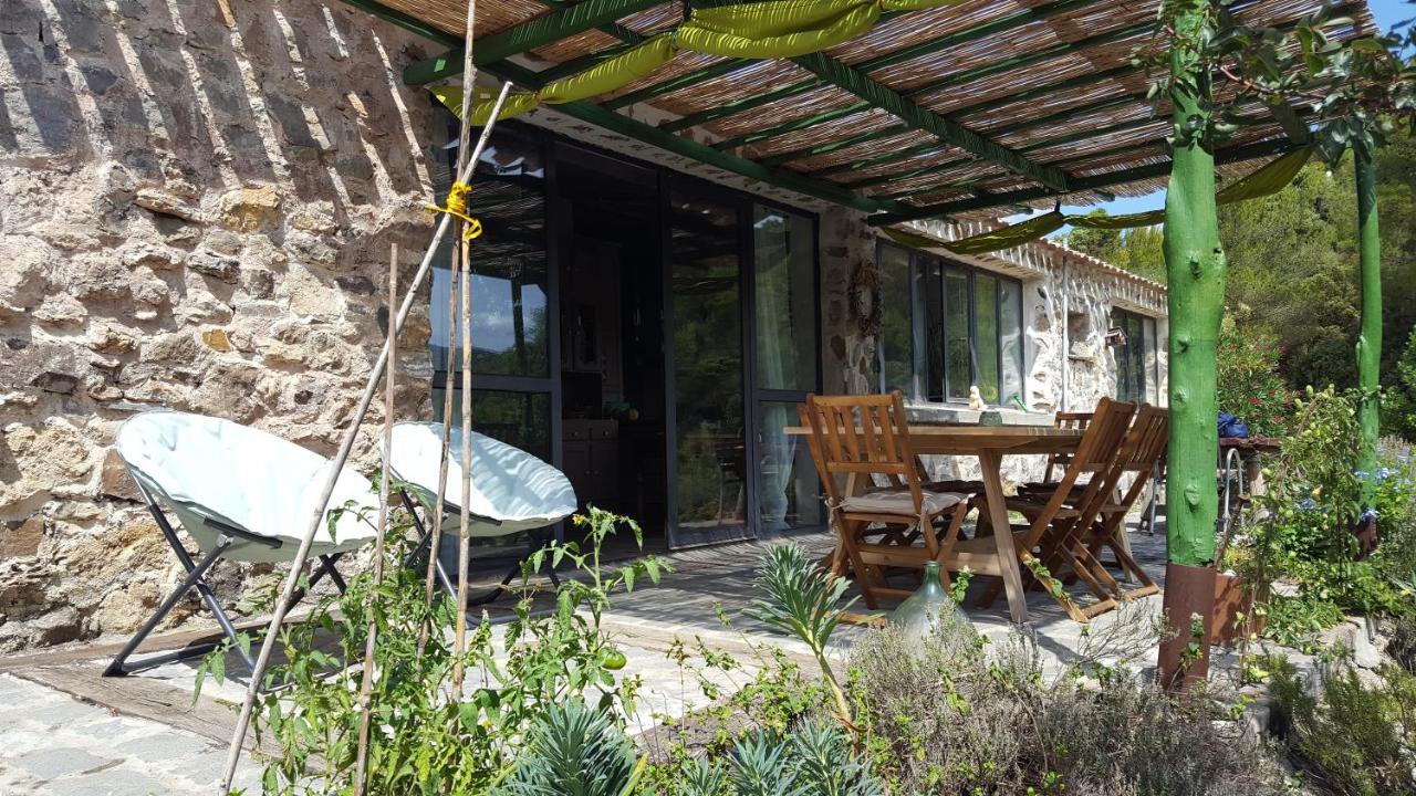 La Loubiere, Ancienne Bergerie En Pleine Garrigue Acomodação com café da manhã Fraissé-des-Corbières Exterior foto