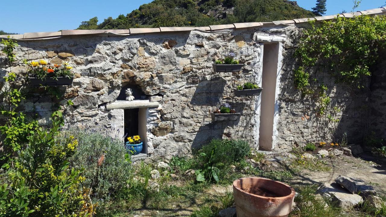 La Loubiere, Ancienne Bergerie En Pleine Garrigue Acomodação com café da manhã Fraissé-des-Corbières Exterior foto